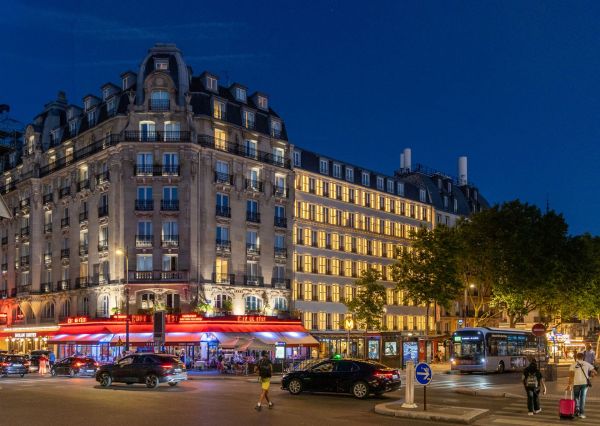 Découvrez l'hôtel des 2 continents, votre base idéale à paris