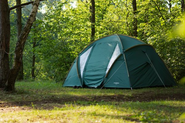 Les meilleures destinations de camping en France et la tente idéale pour chaque lieu